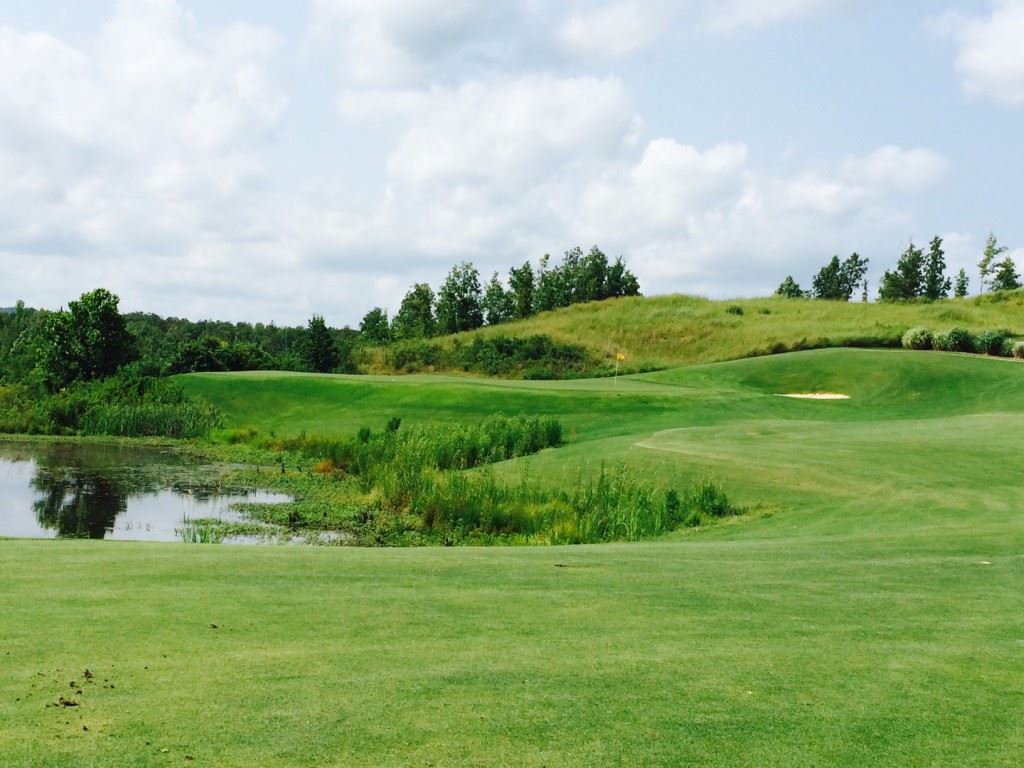 Depending on the order of nines played at Silver Lakes, Backbreaker No. 7 could begin a stretch of three par-5s in four holes that could bring a boost to somebody's round. 