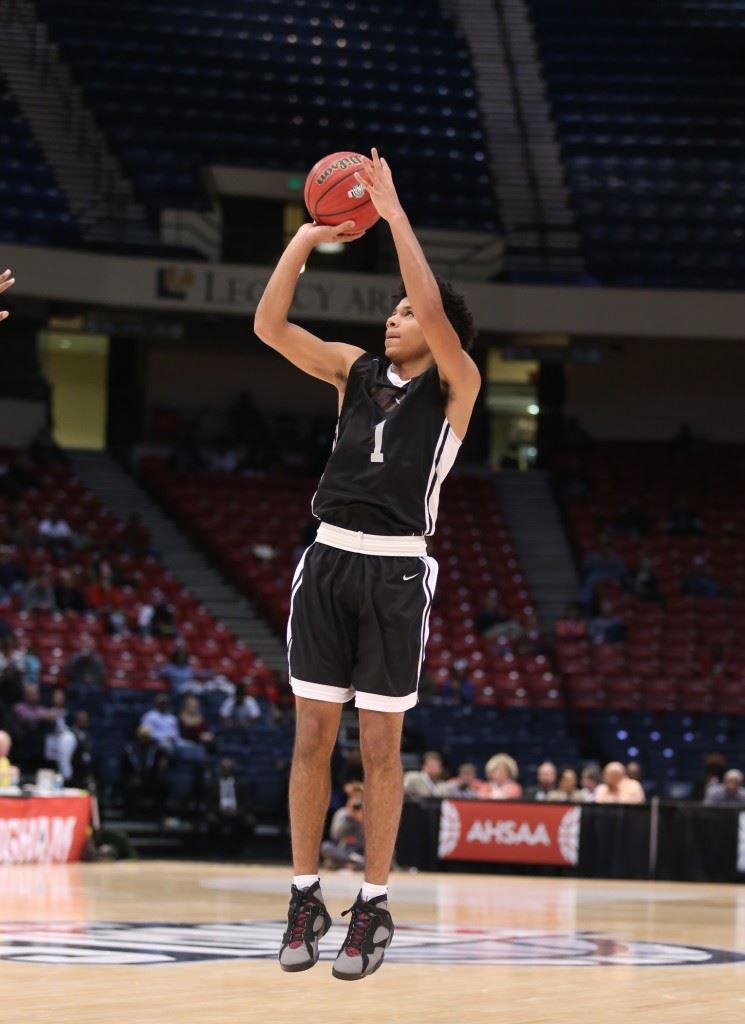 Diante Wood was named MVP of the Class 1A Final Four after scoring 30 points and grabbing 15 rebounds. Below, guard D.J. Heath is fouled going to the basket. Heath was 15 of 22 from the line in the game. (Photos by Kristen Stringer/Krisp Pics Photography)