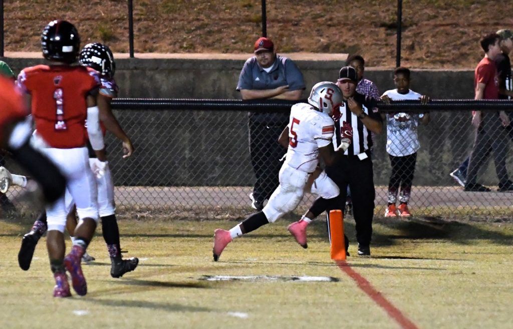 Rodney Reddick glides into the end zone to score Saks' first touchdown of the game.