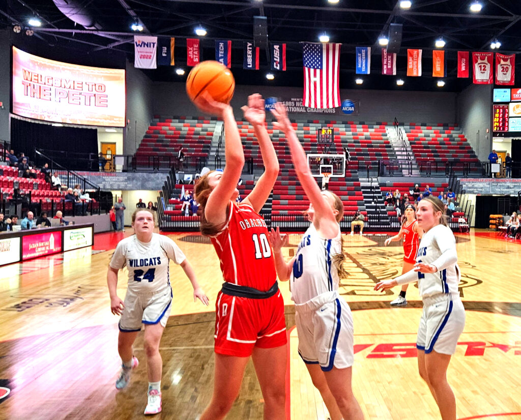 Ohatchee’s Emily Riddle shoots against White Plains during Monday’s action in the Calhoun County tournament. (Photo by Joe Medley)