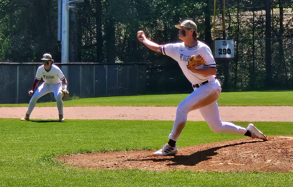 Donoho’s Hayes Farrell deals on the way to his no-hitter against Pleasant Valley on Saturday at Donoho. (Photo by Joe Medley)